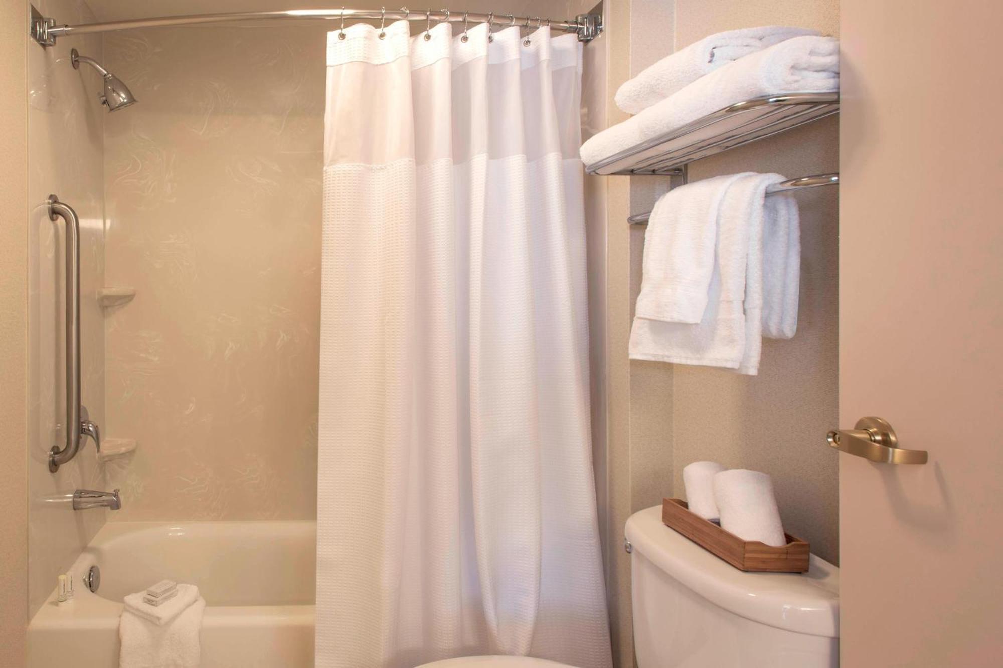 Springhill Suites By Marriott Charlotte Airport Extérieur photo